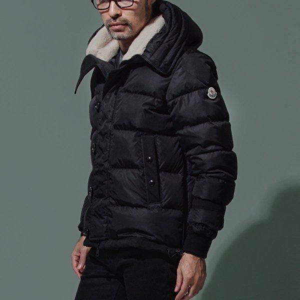 モンクレール MONCLER ボア付き ダウンジャケット ブ...