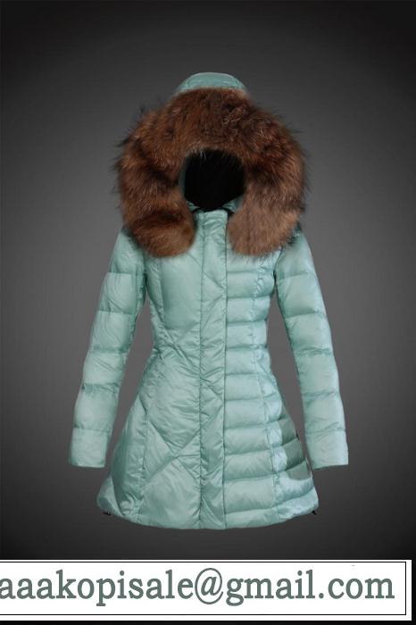 2014 秋冬 着心地がクセになる moncler モンクレール レディース ダウンジャケット 8803