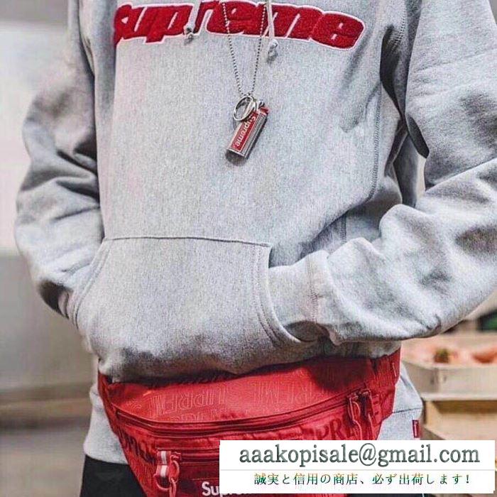 【2019秋冬】の注目トレンド supreme chenille logo hooded 3色可選 パーカー 今回の秋冬に欲しいスタイル