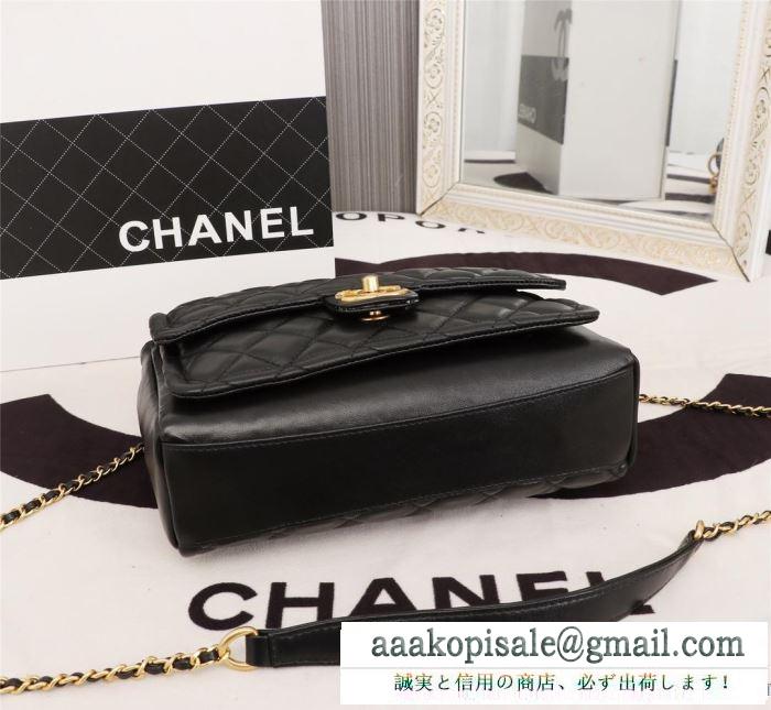 2019秋冬におすすめ着こなし  chanel 斜め掛けバッグ 2色可選 落ち着いた秋冬の雰囲気に演出