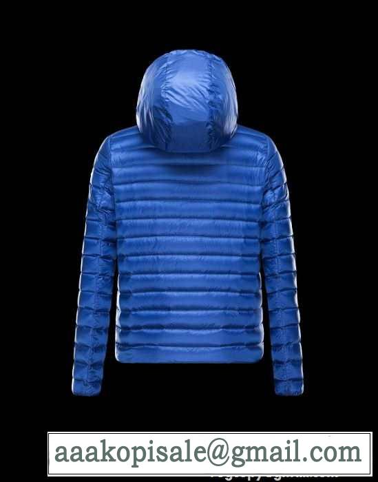 魅力のアイテム　2015秋冬 moncler モンクレール 柔らかなダウンジャケット