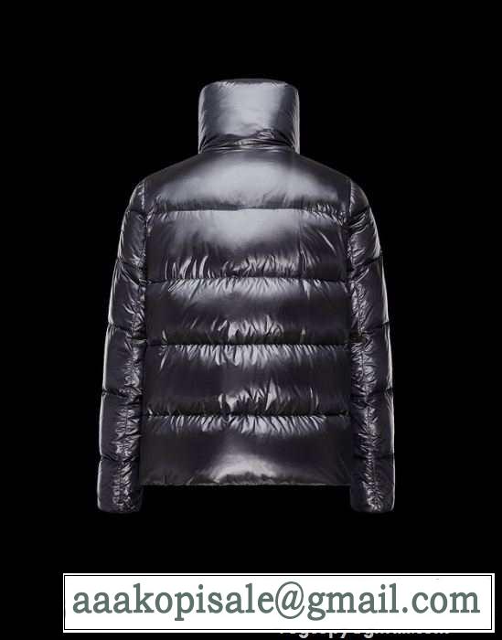 超軽量の2015秋冬 moncler モンクレール　手触り良く心地良い ダウンジャケット