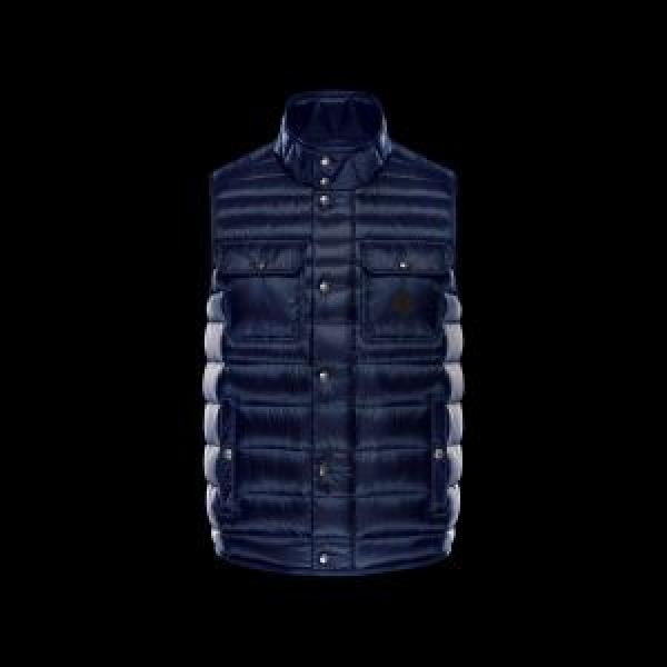 風も通さない ダウンジャケット首胸ロゴ   MONCLER ...