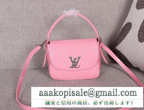 ピンク色で可愛い感じを与えるルイヴィトンレデイース用の3WAYSミニバッグ