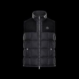 スタイリッシュなモンクレールメンズダウンベストMONCLER...