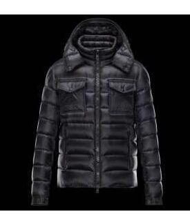 防寒の万能新作　MONCLER 　 ダウンジャケット　スーパ...