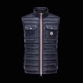 薄手のモンクレールダウンベストサイズ感 MONCLER LO...