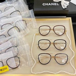 抵抗なくオシャレを楽しむ新品 コピーブランド 通販 メガネ ニュアンスカラー 3色展開 軽量メタルフレーム