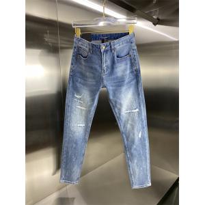 擦り切れたジーンズが流行している YSL サンローランSaint Laurent コピー ズボン