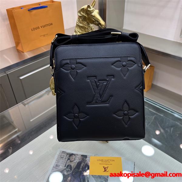 秋冬トレンドを取り入れたコーデを楽しむ ルイ ヴィトン 秋冬ナチュラルコーデに大活躍 Louis Vuitton ショルダーバッグ おしゃれ さんに近づける ルイ ヴィトン Louis Vuitton ブランド コピー 激安 日本最大級