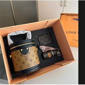 3点セットレディースバッグ 大胆なトレンド感を楽しむ ルイ ヴィトン 春夏のお出かけを軽快に LOUIS VUITTON_ルイ ヴィトンコピー 激安(日本最大級)