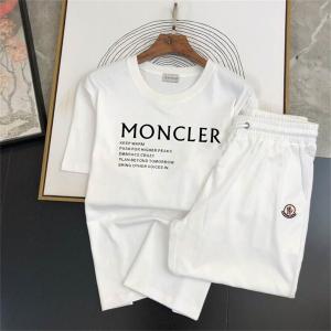 軽さや明るさがプラス 軽やかにコーデを楽しむ モンクレールセットアップコピー MONCLERブランド コピー 激安(日本最大級)