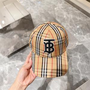 人気デザインで欲しい  BURBERRY バーバリーキャップ...