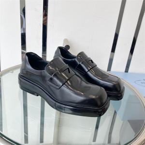 人気満々のブランド  プラダレザー靴コピー PRADA オシ...