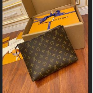 ランキング入賞の人気商品 ルイ ヴィトンポーチ LOUIS VUITTON 今シーズン注目のアイテム_ブランド コピー 激安(日本最大級)