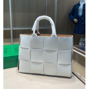 高い評価　BOTTEGA VENETA 人気ブランド　おしゃれなバッグ_ボッテガ ヴェネタ トートバッグスーパーコピーブランド激安通販 専門店