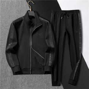 最新入荷 ARMANI アルマーニ 抜群の着心地 上下セット 高評価人気品__ブランド コピー 激安(日本最大級)