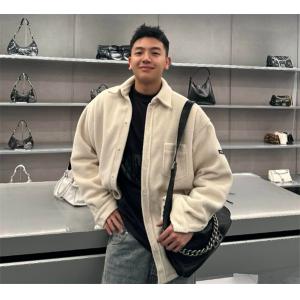 BALENCIAGA バレンシアガジャケットコピー大絶賛の履...