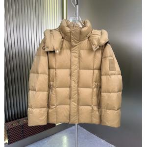 目前の注目ブランド  バーバリー BURBERRY  ダウン...