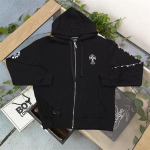 機能も見た目も素敵 CHROME HEARTS 着まわし力も...