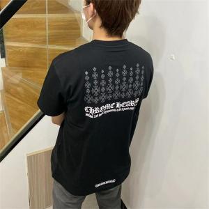 トレンド感を取り入れる 半袖Tシャツ ナチュラルコーデのコツ...