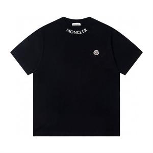 半袖Tシャツ 非常にシンプルなデザインな モンクレール MO...