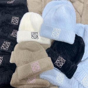 LOEWE 偽物 アナグラム ロゴ エンブロイダリー モヘア ブレンド ソフト ニット帽 ロエベ
