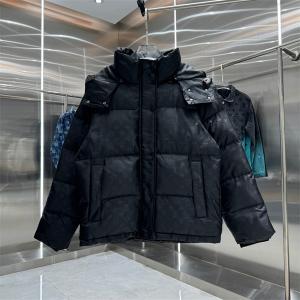 ルイヴィトン 偽物 エレガント フード付き ダウンジャケット 着脱ショルダー仕様 LOUIS VUITTON