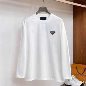 PRADA コピー 長袖Tシャツ ホワイト 小ロゴ シンプルファッション おしゃれ プラダ