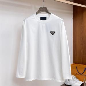 PRADA 偽物 長袖Tシャツ レッドロゴ 限定風 スタイリッシュ 着心地抜群 売れ筋 プラダ