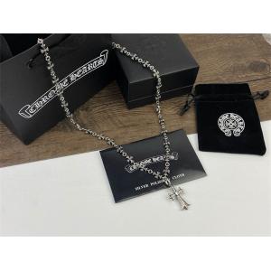 クロムハーツ コピー 重厚 優雅 シルバーネックレス フラワークロスチェーン CHROME HEARTS